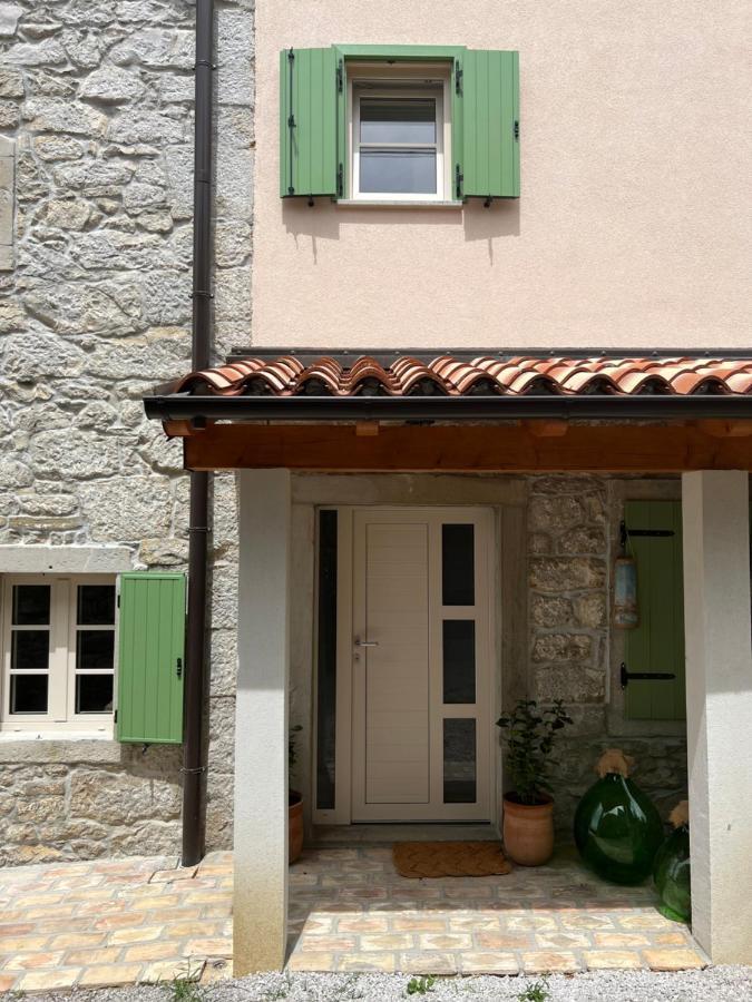 Villa Mavrici, Neighbors Free Buzet Kültér fotó